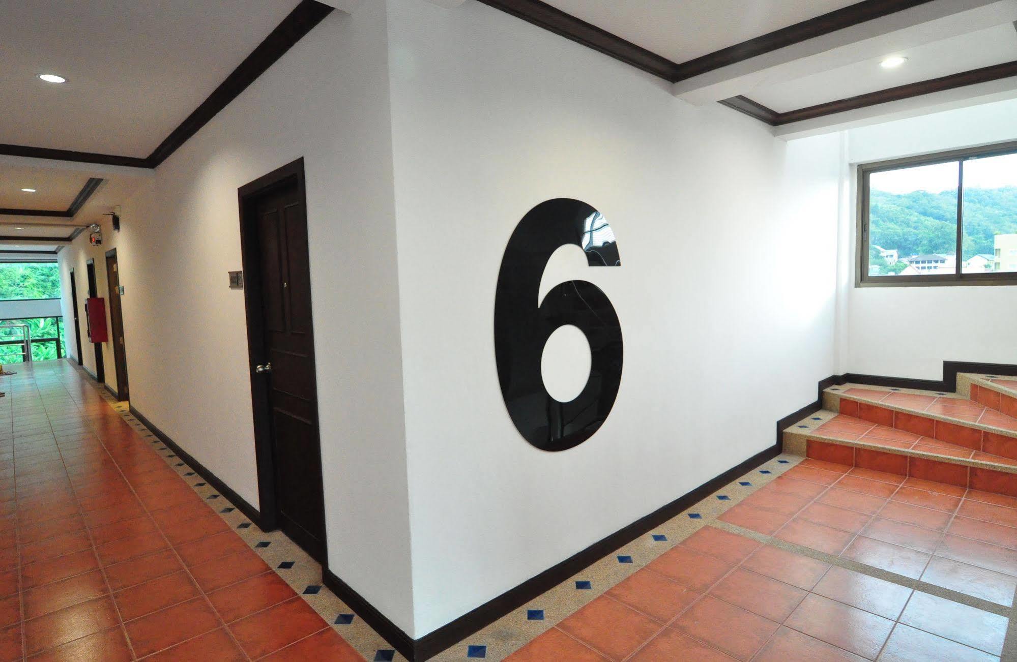 Forty Winks Phuket Hotel Patong Екстериор снимка